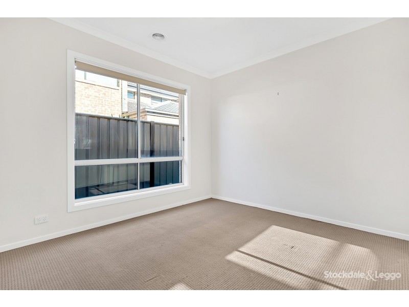 68 Huntington Drive, Craigieburn VIC 3064