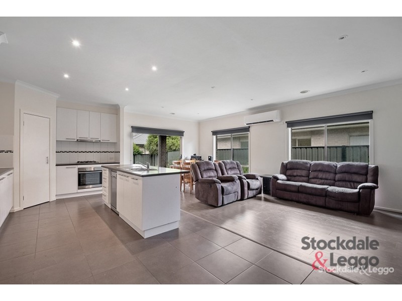 26 Grove Road, Craigieburn VIC 3064