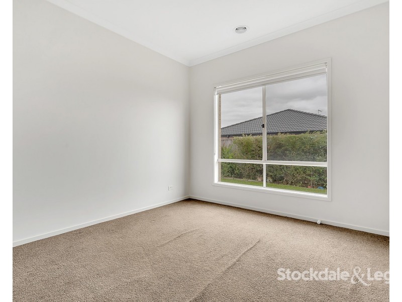 31 Celeste Street, Mickleham VIC 3064