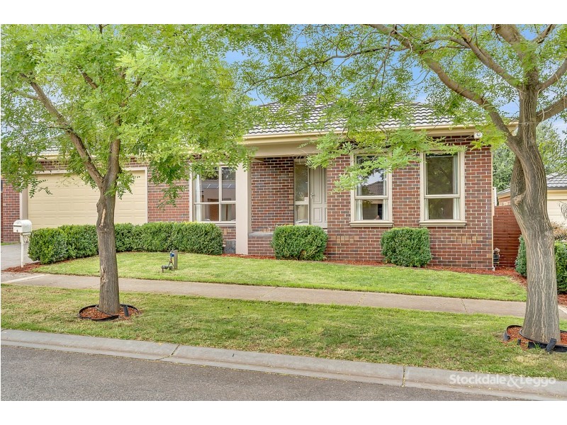 6 Beechville Place, Craigieburn VIC 3064