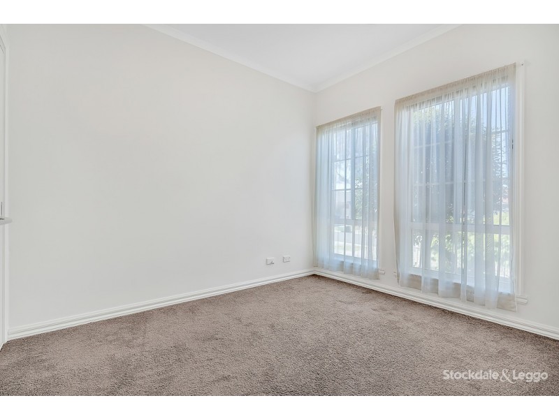 21 Statesman Avenue, Roxburgh Park VIC 3064