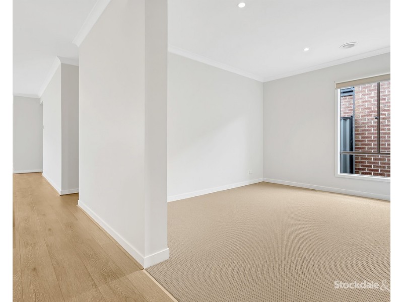 14 Scolopia Street, Craigieburn VIC 3064