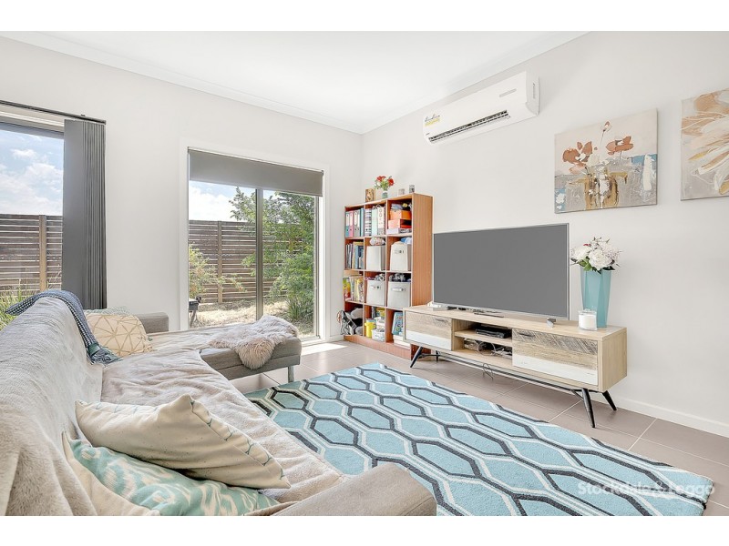 19 / 24 Healesville Loop, Craigieburn VIC 3064