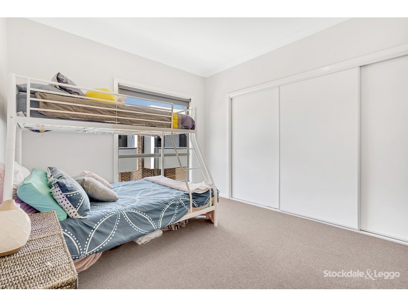 19 / 24 Healesville Loop, Craigieburn VIC 3064