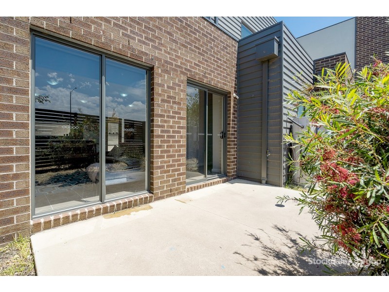 19 / 24 Healesville Loop, Craigieburn VIC 3064