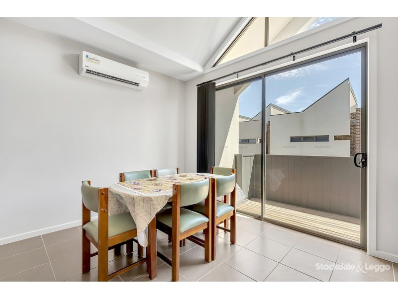 14 / 24-36 Healesville Loop, Craigieburn VIC 3064