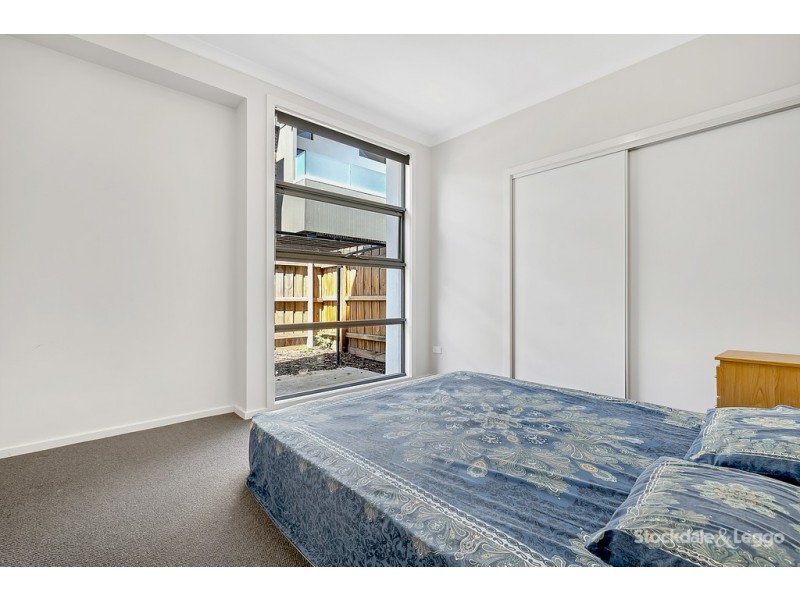 14 / 24-36 Healesville Loop, Craigieburn VIC 3064