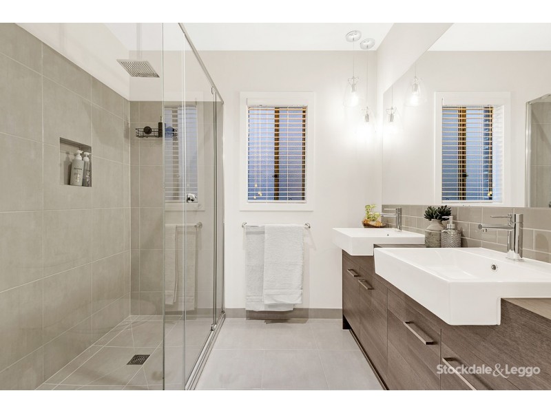 13 Yarradale Drive, Mickleham VIC 3064