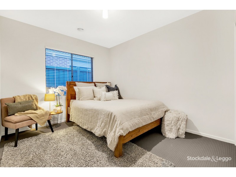 13 Yarradale Drive, Mickleham VIC 3064