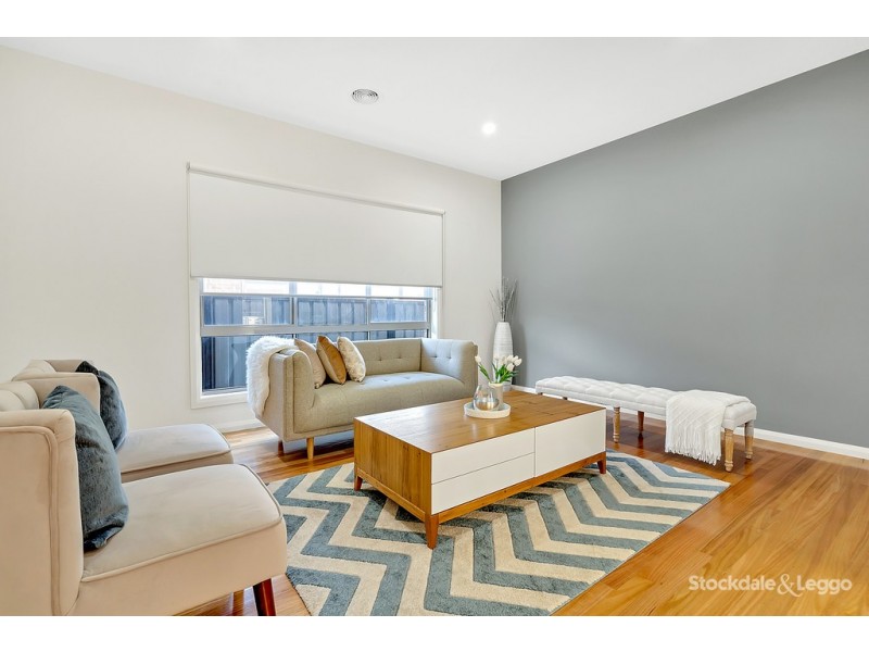 77 Bridgehaven Drive, Craigieburn VIC 3064