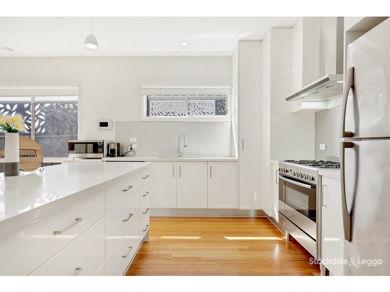 77 Bridgehaven Drive, Craigieburn VIC 3064