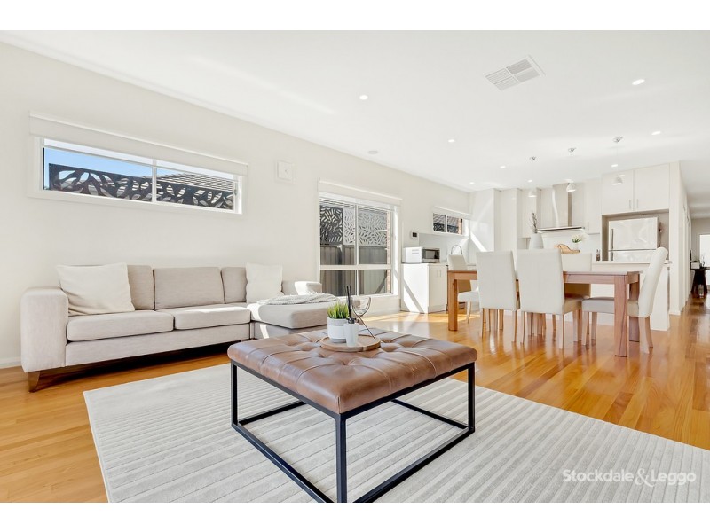 77 Bridgehaven Drive, Craigieburn VIC 3064