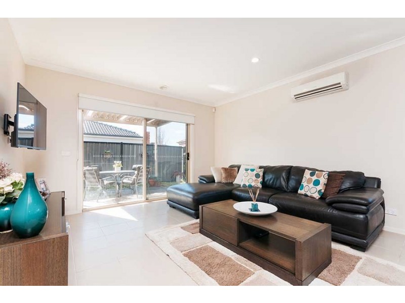 10 Bevan Lane, Craigieburn VIC 3064