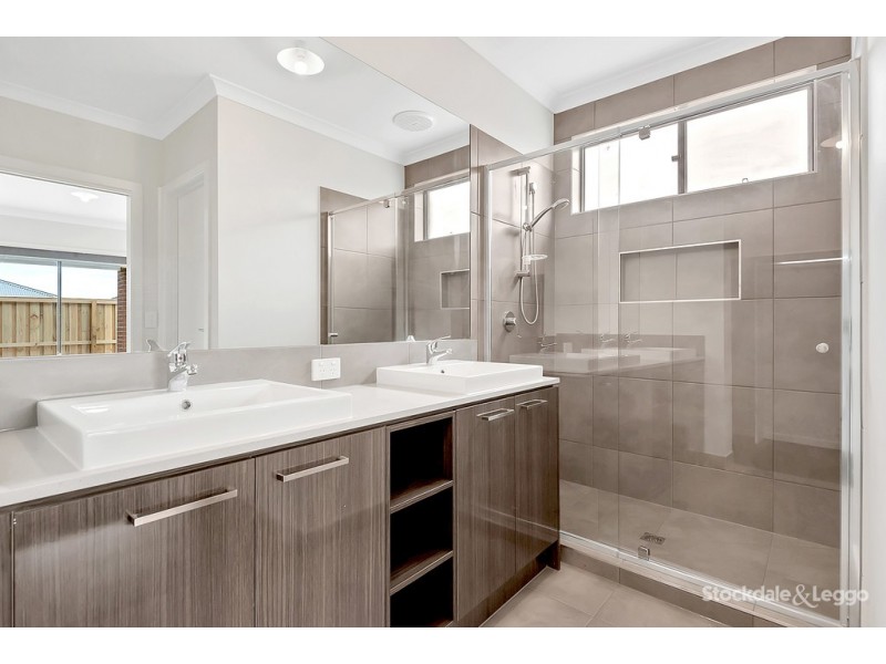 14 Naroon Drive, Kalkallo VIC 3064