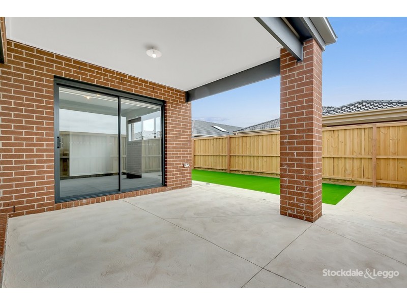 14 Naroon Drive, Kalkallo VIC 3064