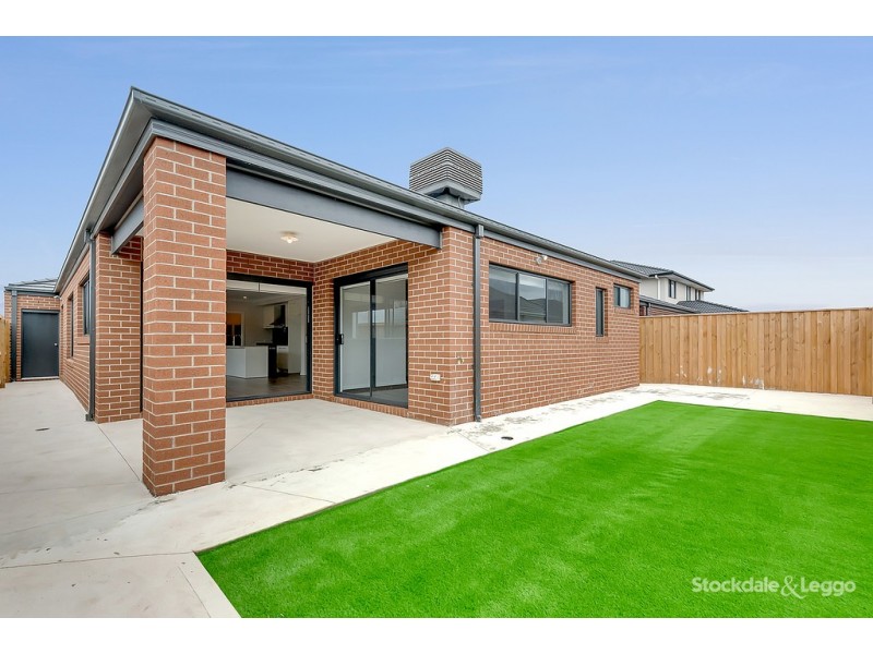 14 Naroon Drive, Kalkallo VIC 3064