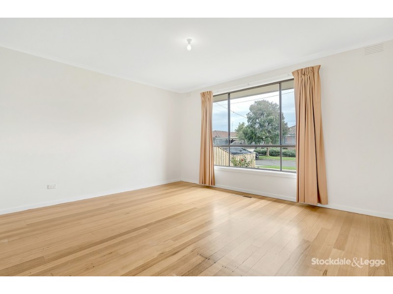 10 Lee Street, Craigieburn VIC 3064