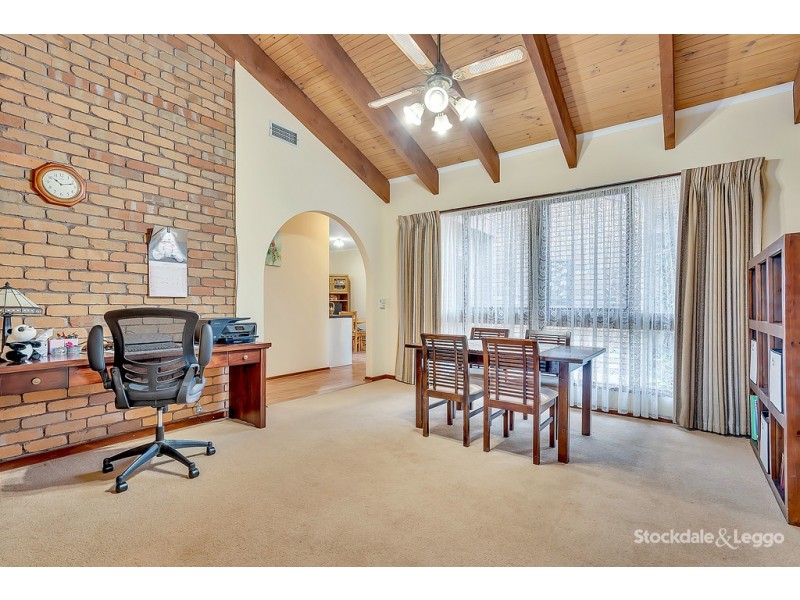 10 Kirkbride Way, Craigieburn VIC 3064