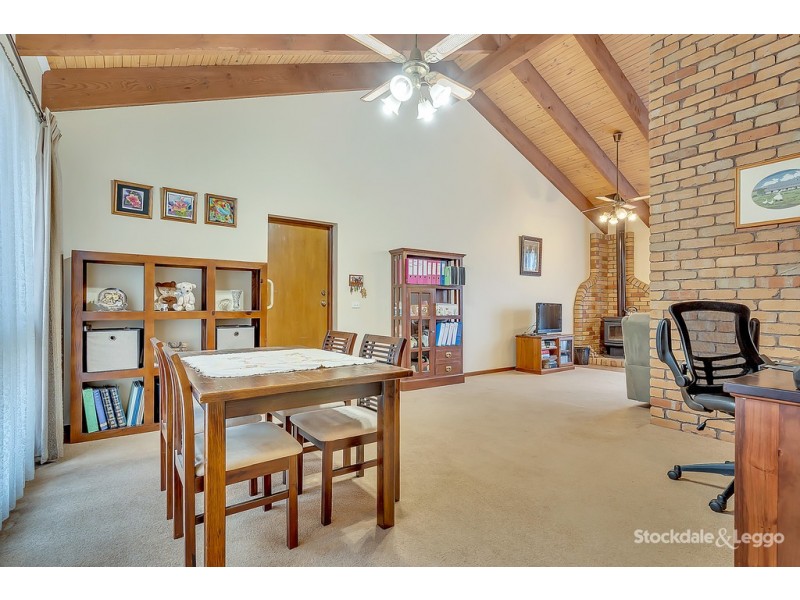 10 Kirkbride Way, Craigieburn VIC 3064