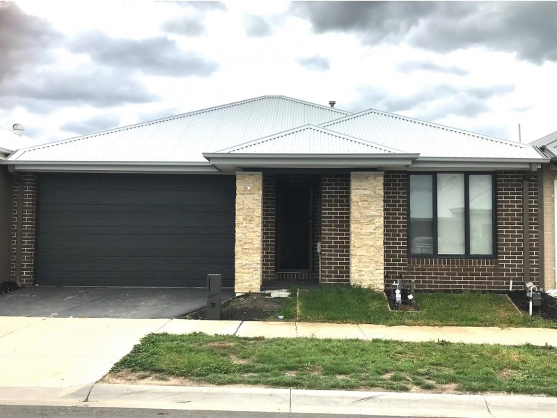 7 Paxton Street, Craigieburn VIC 3064