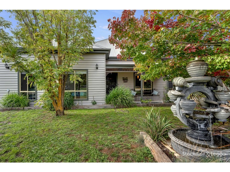 26 Wrixon Street, Romsey VIC 3434