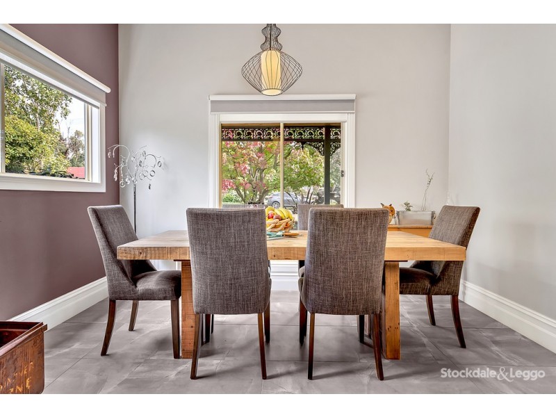 26 Wrixon Street, Romsey VIC 3434