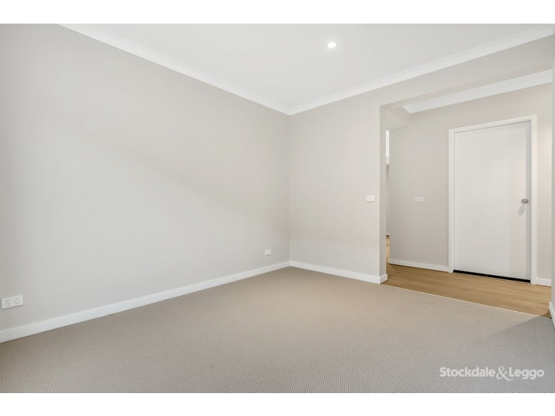 15 Mottlecah Circuit, Craigieburn VIC 3064