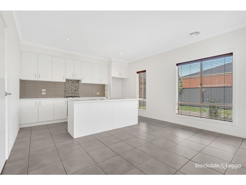 60 Craigmoor Crescent, Mernda VIC 3754