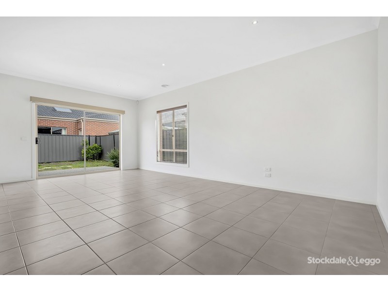 60 Craigmoor Crescent, Mernda VIC 3754
