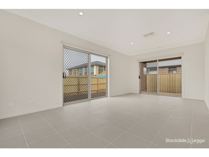 21 Herridge Street, Mickleham VIC 3064