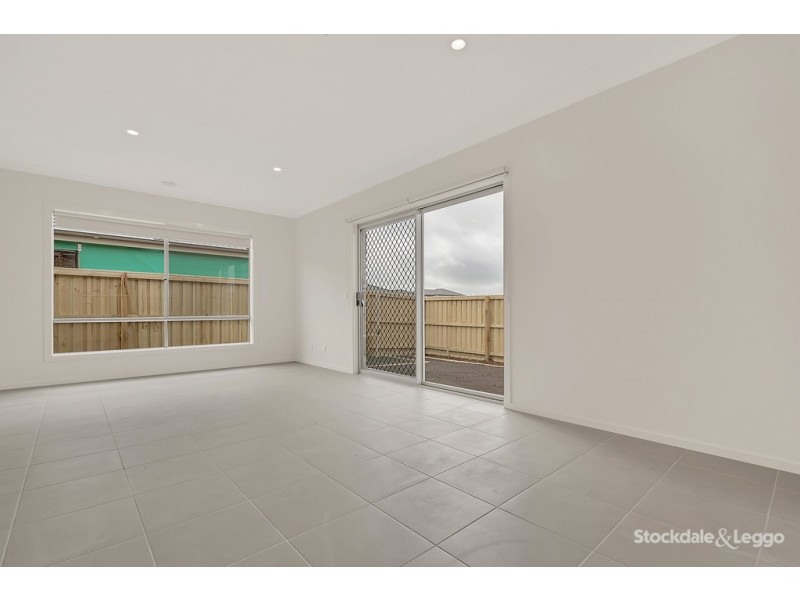 21 Herridge Street, Mickleham VIC 3064