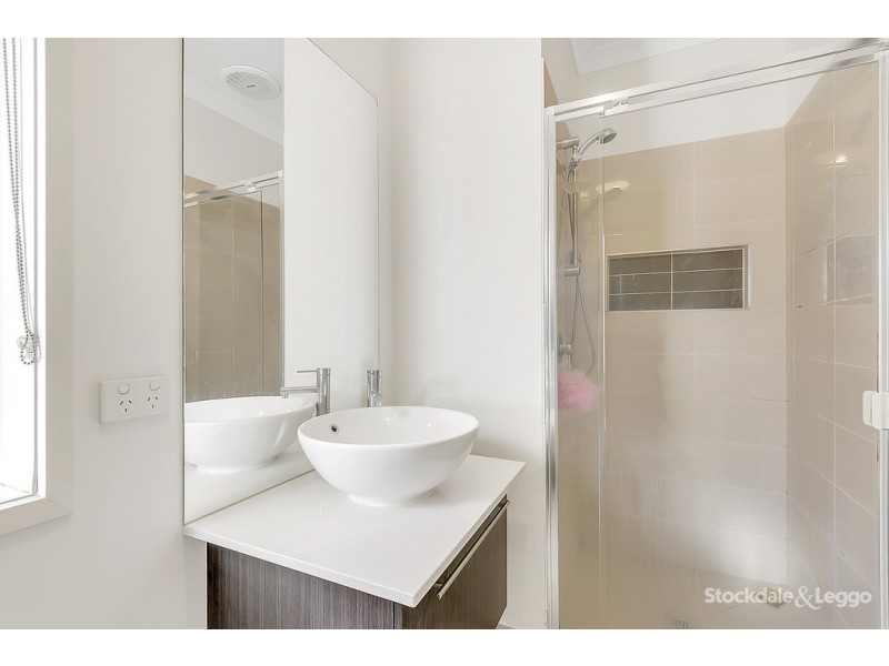 494 Grand Boulevard, Craigieburn VIC 3064