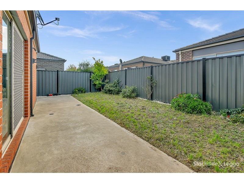 494 Grand Boulevard, Craigieburn VIC 3064
