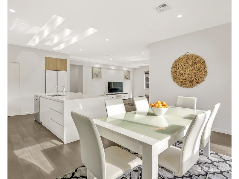 5 Freshwater Drive, Craigieburn VIC 3064