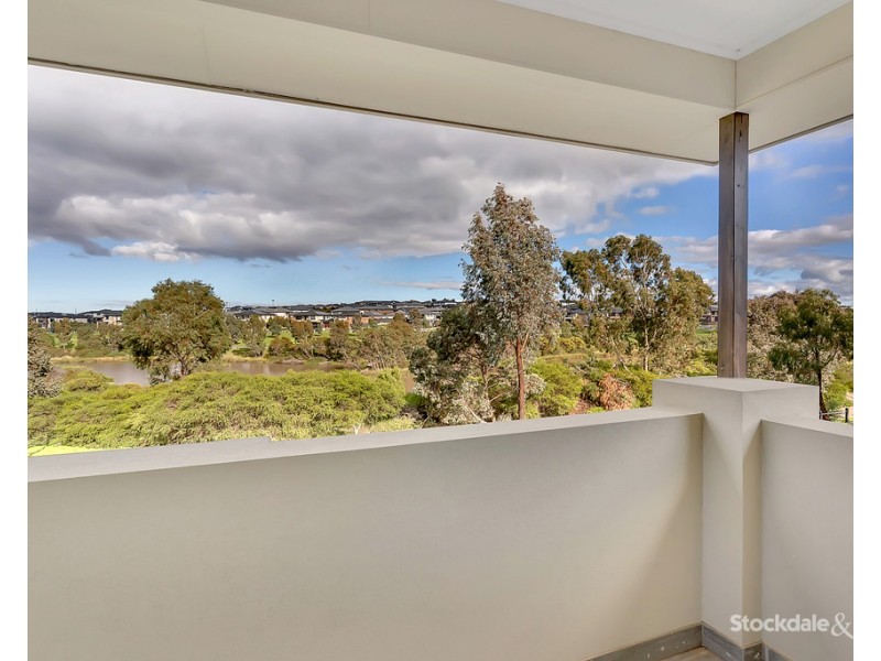 5 Freshwater Drive, Craigieburn VIC 3064