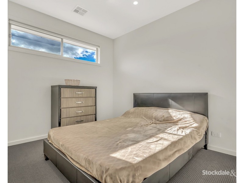5 Freshwater Drive, Craigieburn VIC 3064