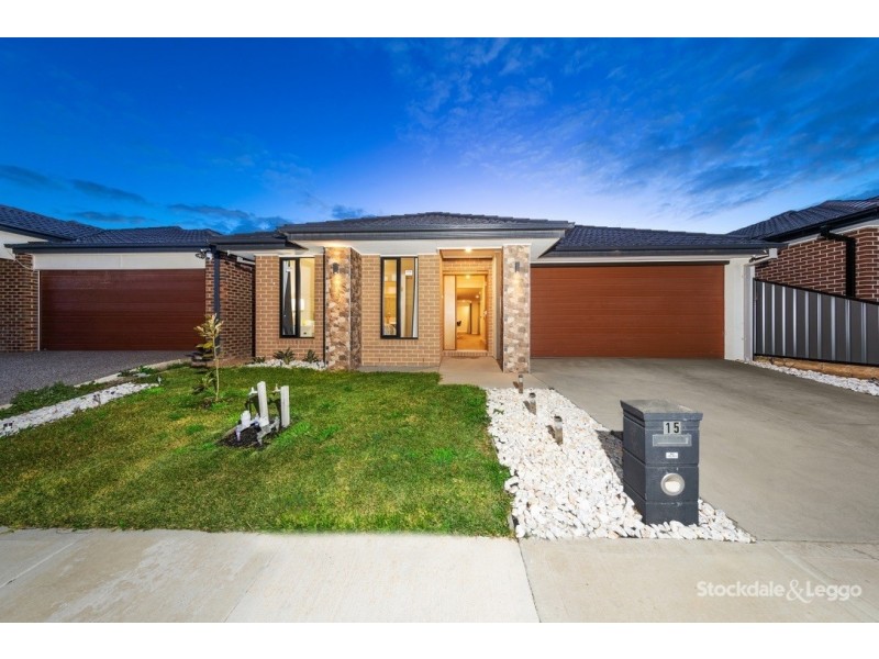 15 Mangrove Way, Craigieburn VIC 3064