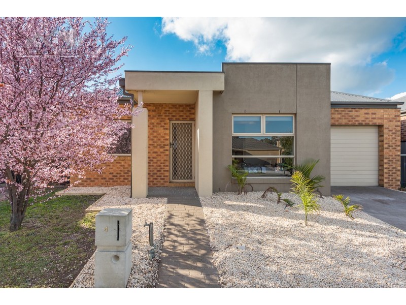 4 Stafford Link, Craigieburn VIC 3064