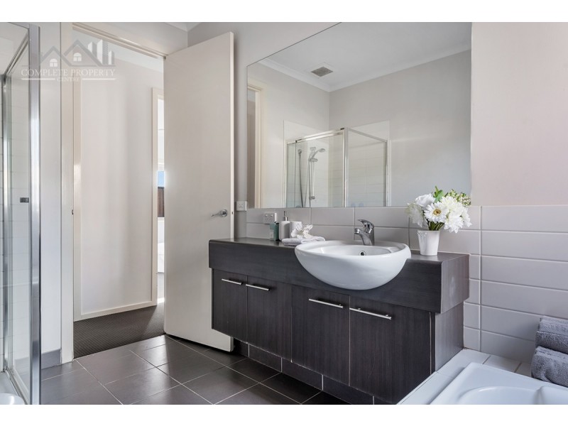 4 Stafford Link, Craigieburn VIC 3064