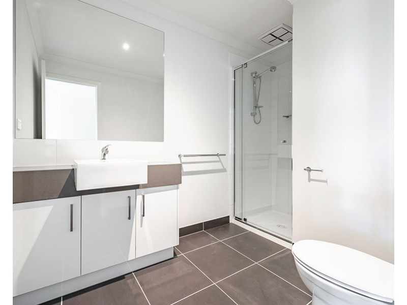 12 / 1-15 Beddison Road, Craigieburn VIC 3064