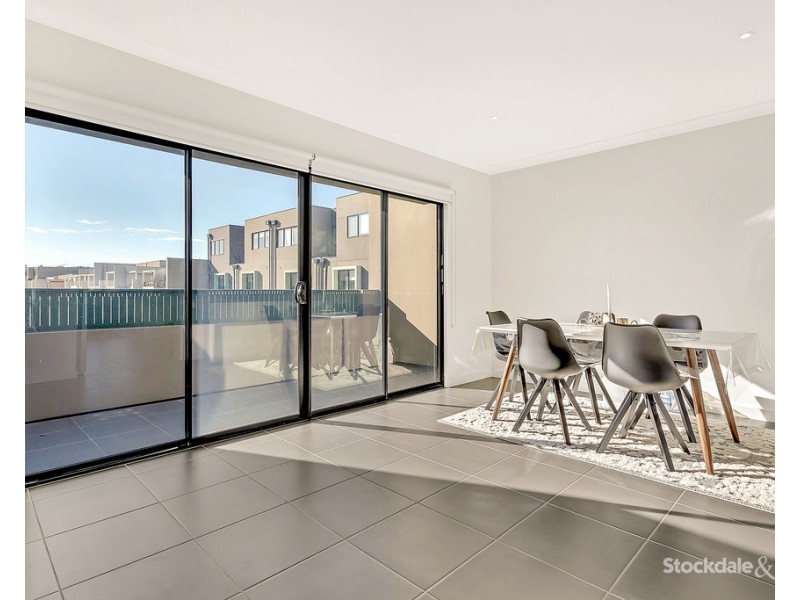 12 / 1-15 Beddison Road, Craigieburn VIC 3064