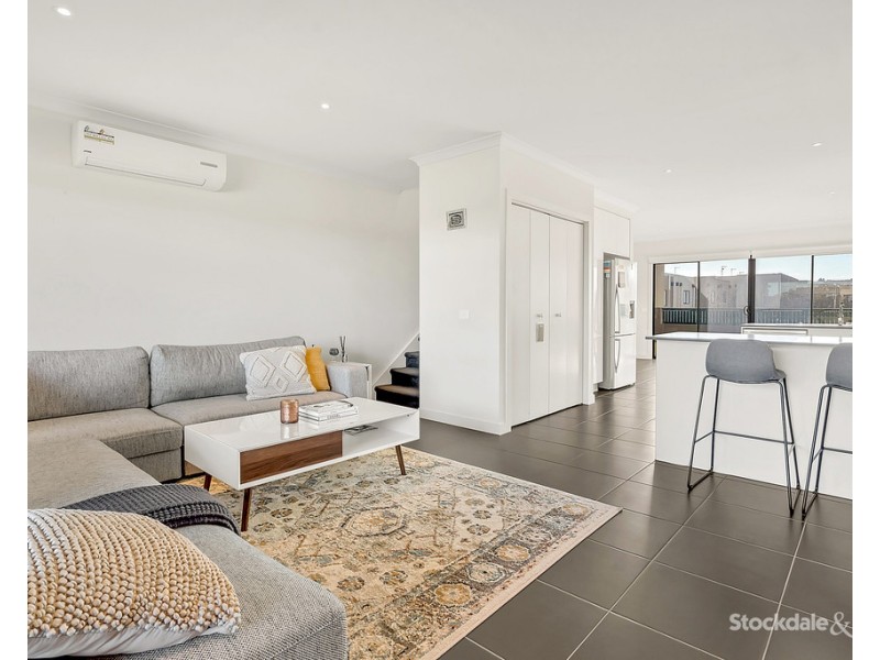 12 / 1-15 Beddison Road, Craigieburn VIC 3064