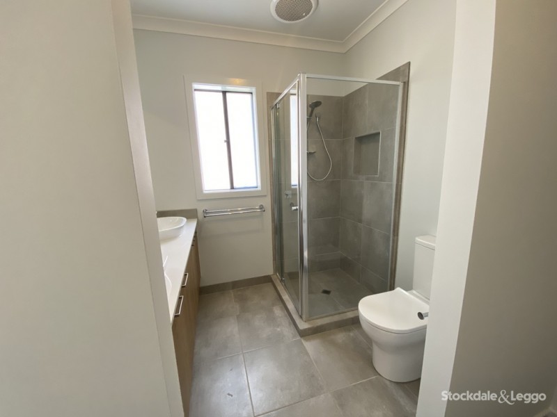 34 Maiden Drive, Sunbury VIC 3429