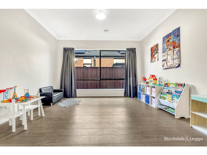 52 Cascade Drive, Beveridge VIC 3753