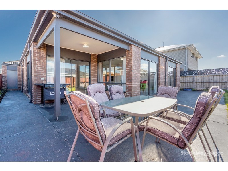 52 Cascade Drive, Beveridge VIC 3753