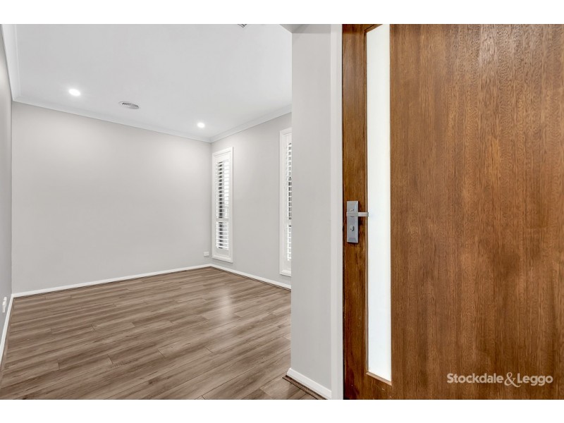 7 Elvire Road, Craigieburn VIC 3064