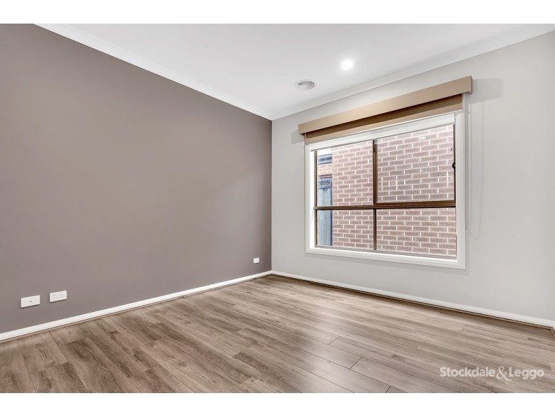 7 Elvire Road, Craigieburn VIC 3064