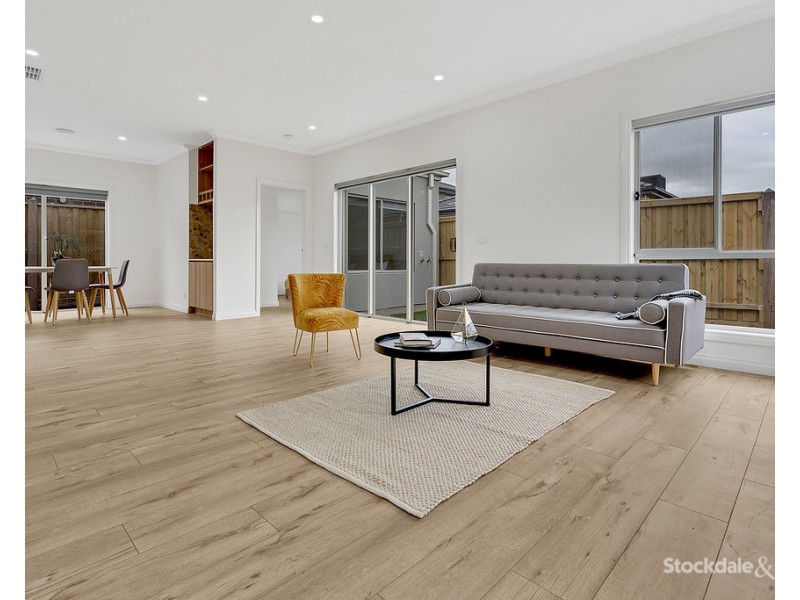 11 Morang Street, Mickleham VIC 3064