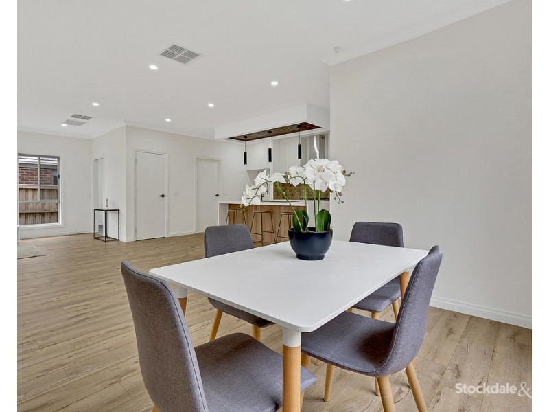 11 Morang Street, Mickleham VIC 3064