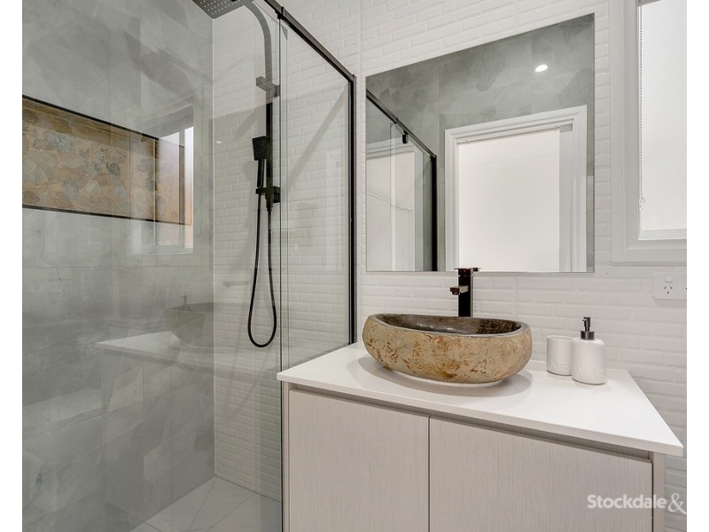 11 Morang Street, Mickleham VIC 3064